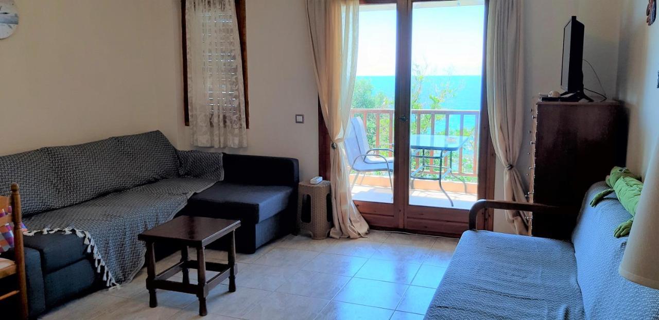 Kyana Big Blue Apartments Агия Параскеви Екстериор снимка