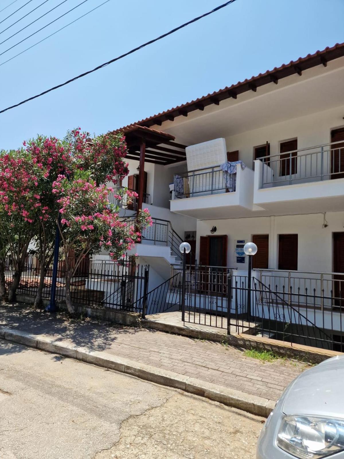 Kyana Big Blue Apartments Агия Параскеви Стая снимка