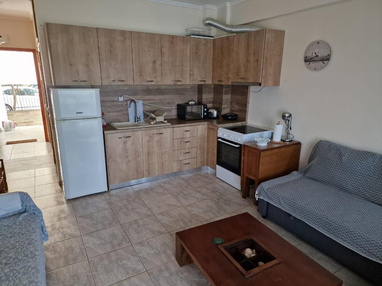 Kyana Big Blue Apartments Агия Параскеви Екстериор снимка