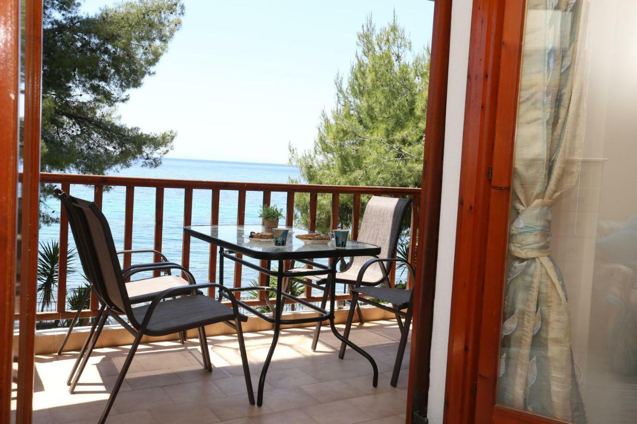Kyana Big Blue Apartments Агия Параскеви Екстериор снимка