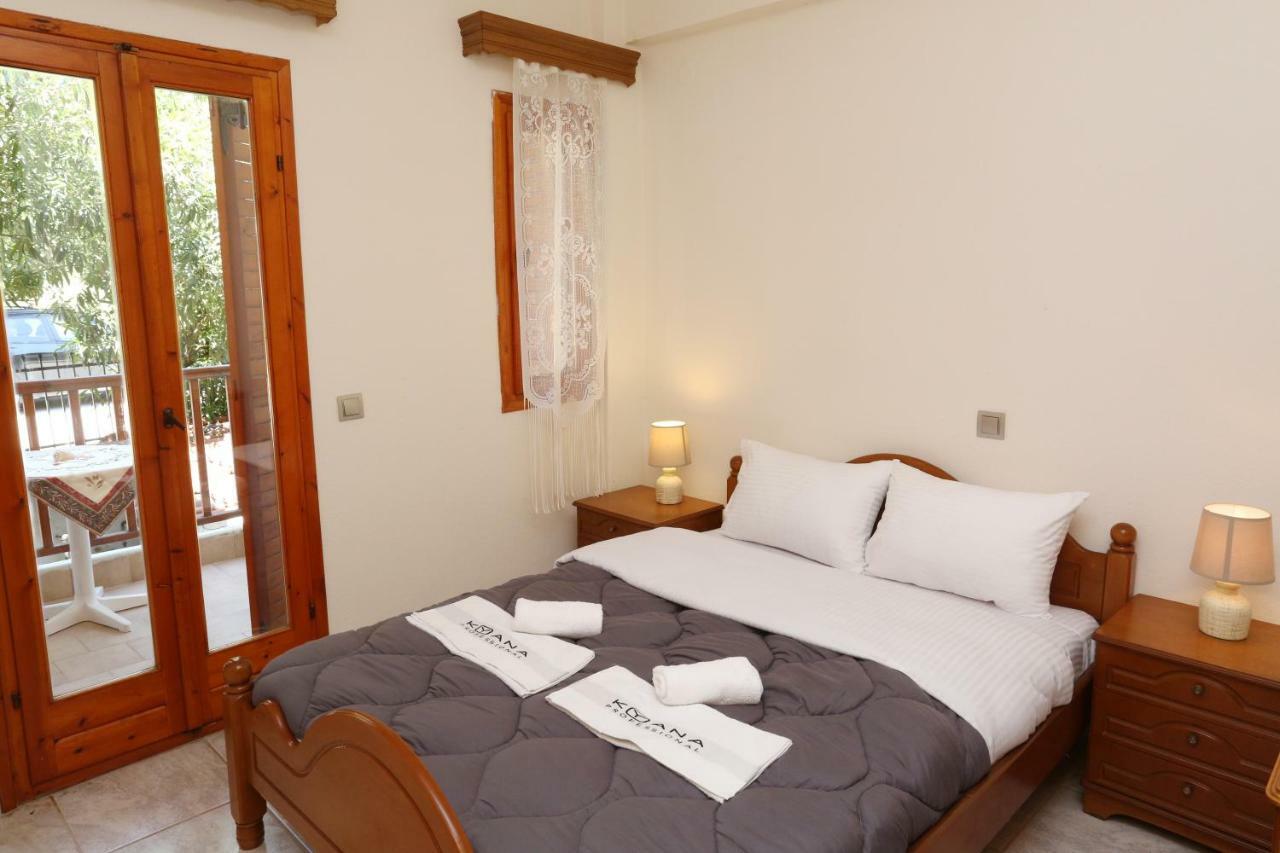 Kyana Big Blue Apartments Агия Параскеви Екстериор снимка